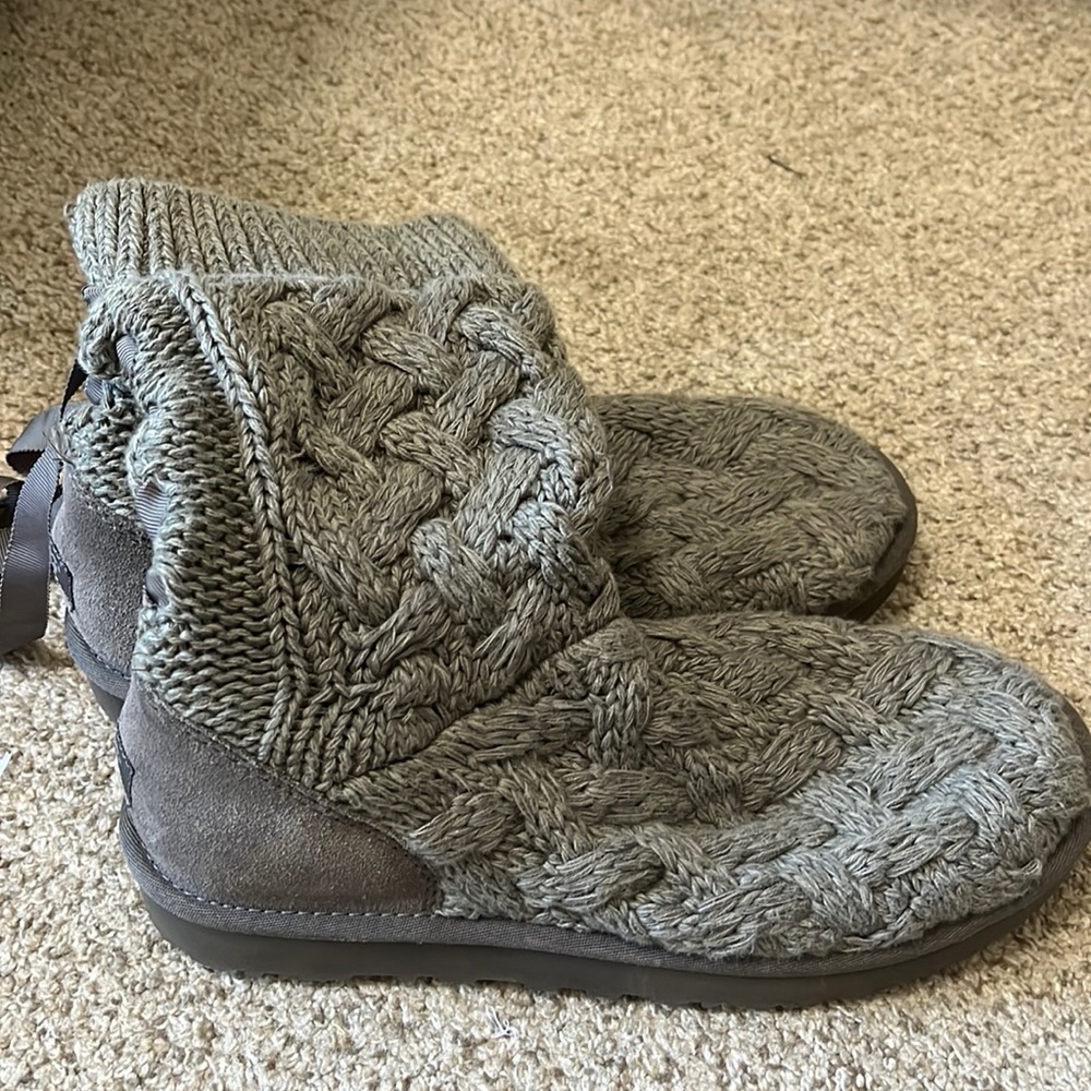 UGG Chunky Knit grey sweater boots